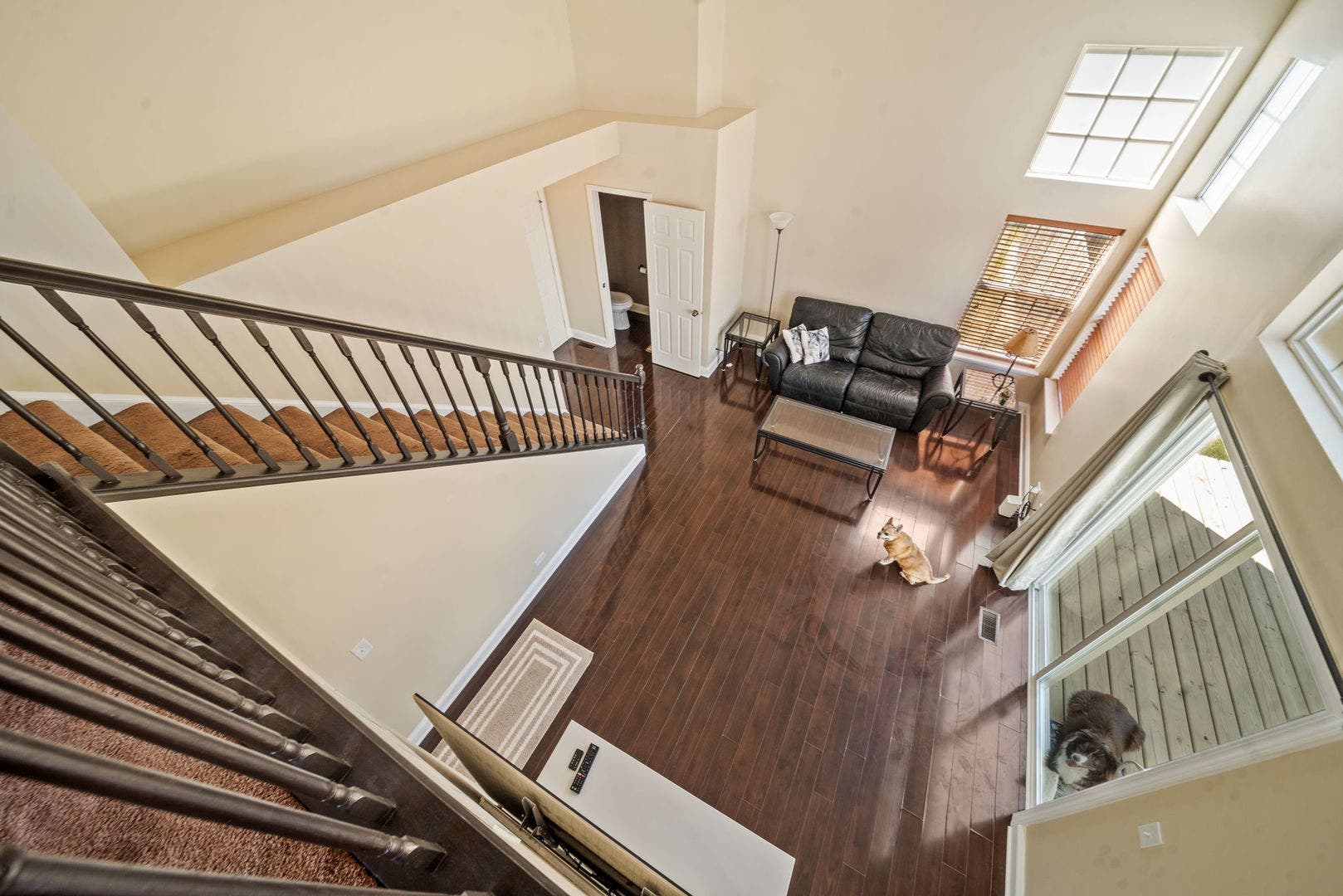990 Pennwood Lane, Bolingbrook, IL 60440 990 Pennwood Lane, Bolingbrook, IL 60440