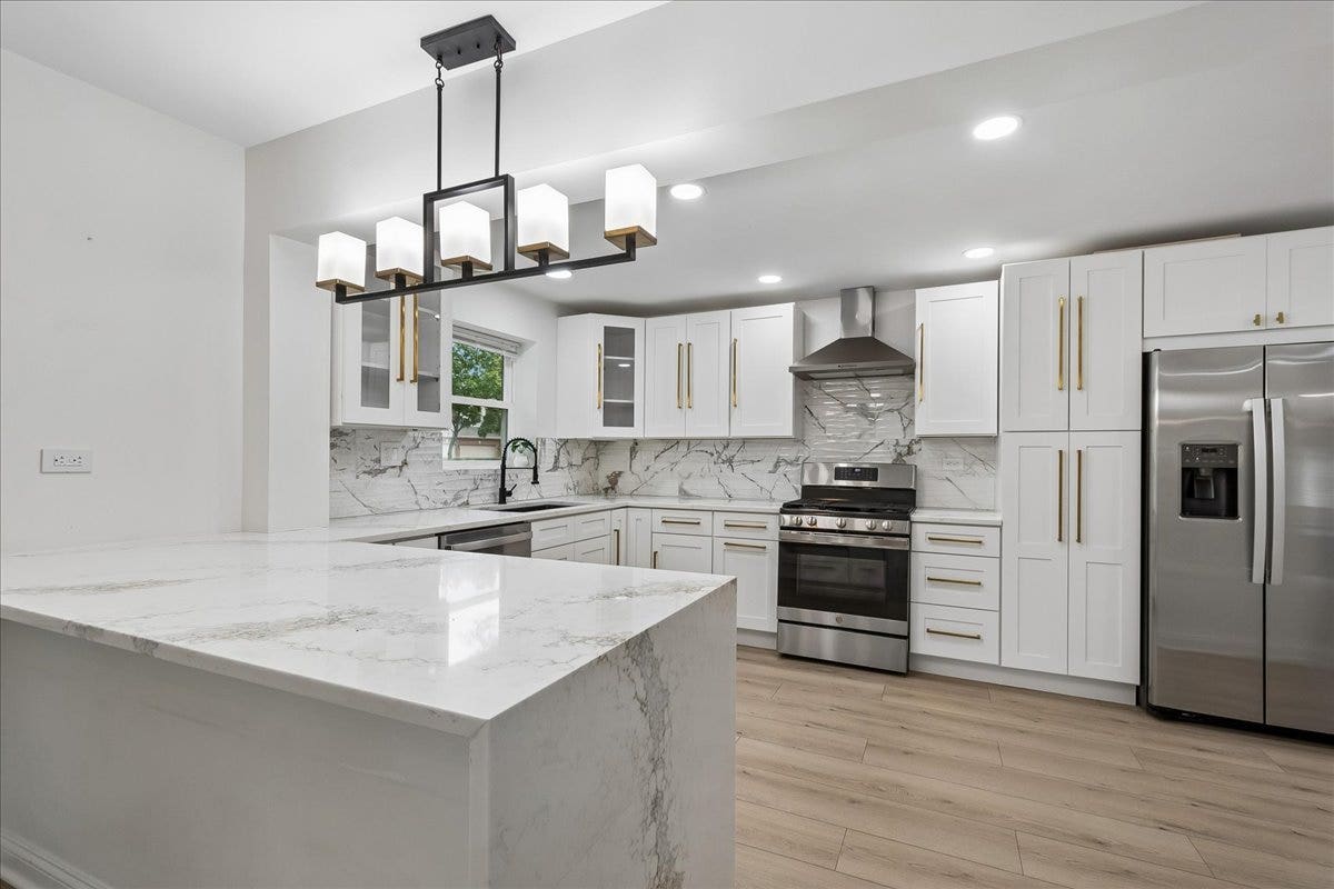 2272 Asbury Road, Northbrook, IL 60062 2272 Asbury Road, Northbrook, IL 60062