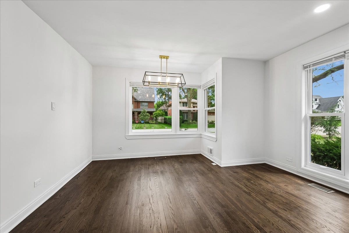 2272 Asbury Road, Northbrook, IL 60062 2272 Asbury Road, Northbrook, IL 60062