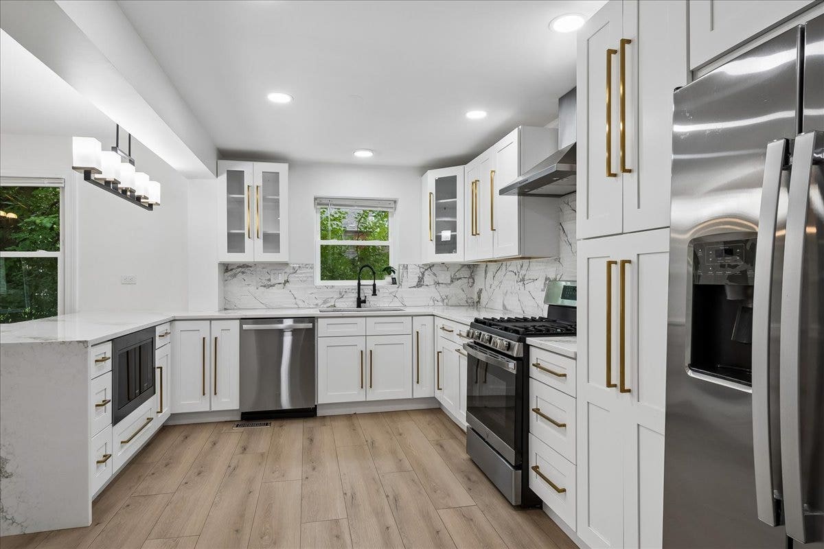 2272 Asbury Road, Northbrook, IL 60062 2272 Asbury Road, Northbrook, IL 60062