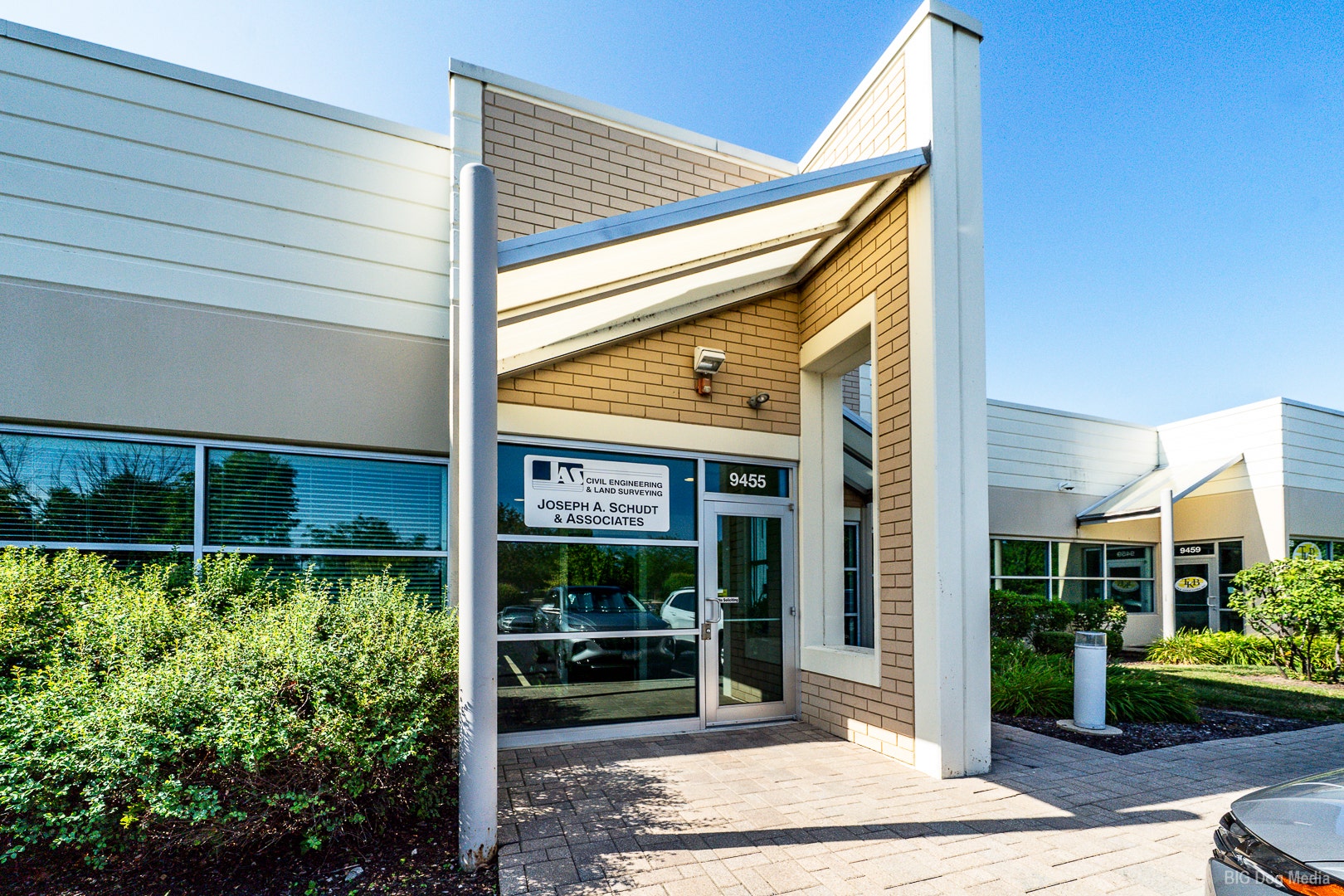 9455 Enterprise Drive, Mokena, IL 60448 9455 Enterprise Drive, Mokena, IL 60448