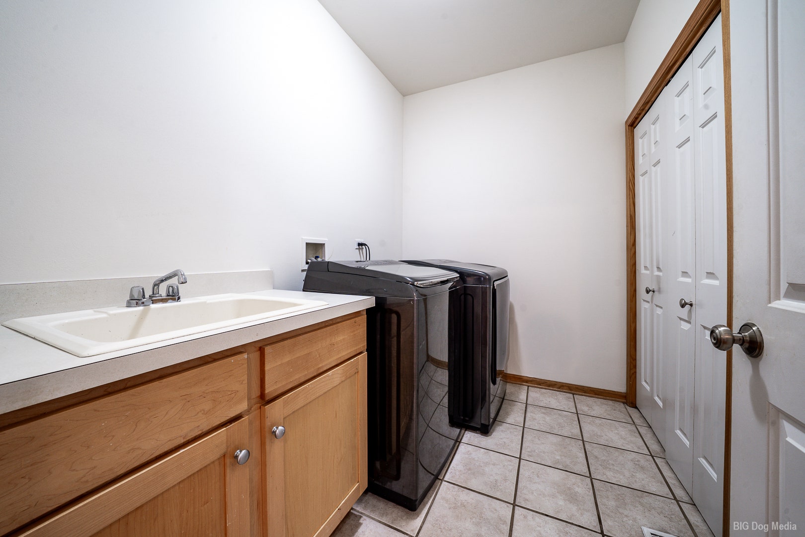 9455 Enterprise Drive, Mokena, IL 60448 9455 Enterprise Drive, Mokena, IL 60448