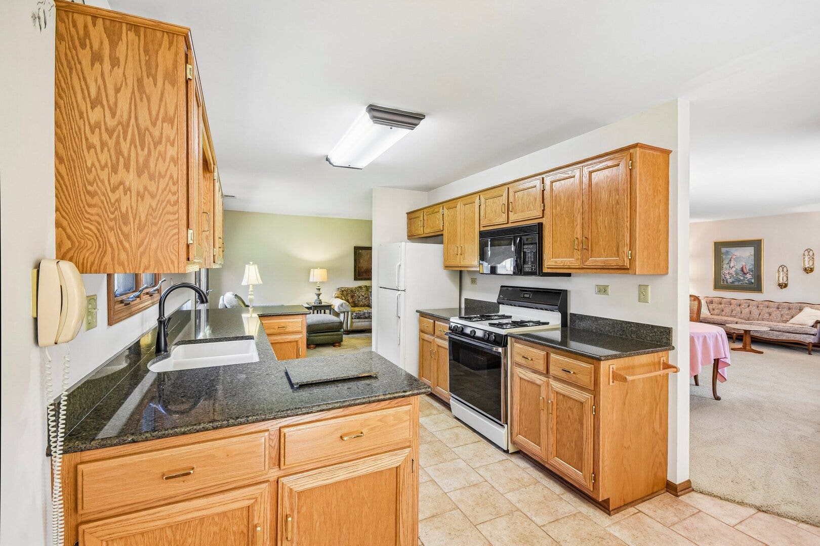 2545 Harbor Drive, Joliet, IL 60431 2545 Harbor Drive, Joliet, IL 60431