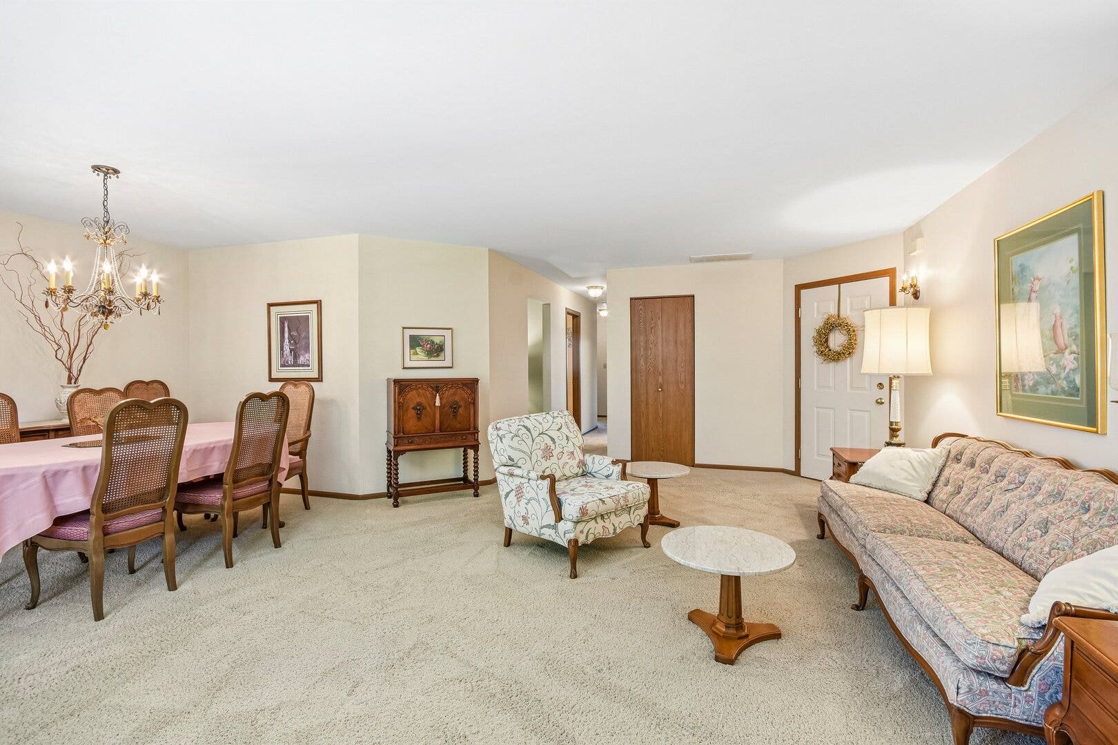 2545 Harbor Drive, Joliet, IL 60431 2545 Harbor Drive, Joliet, IL 60431
