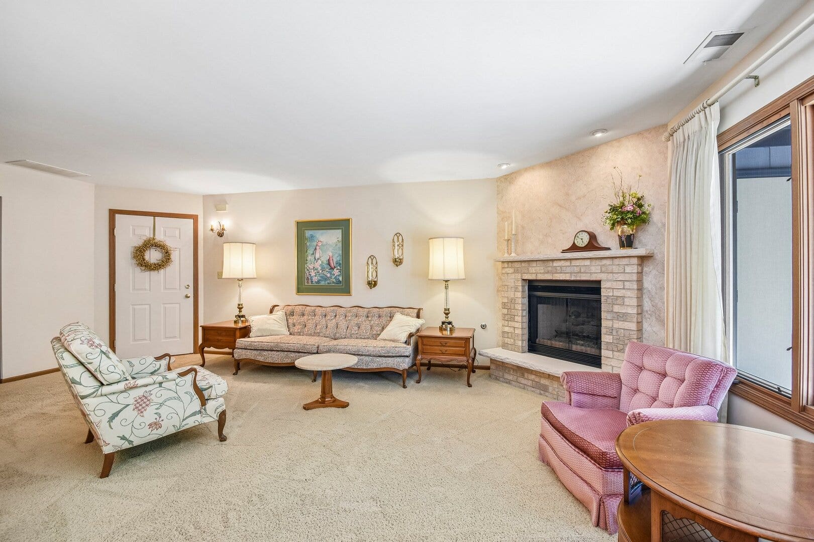 2545 Harbor Drive, Joliet, IL 60431 2545 Harbor Drive, Joliet, IL 60431