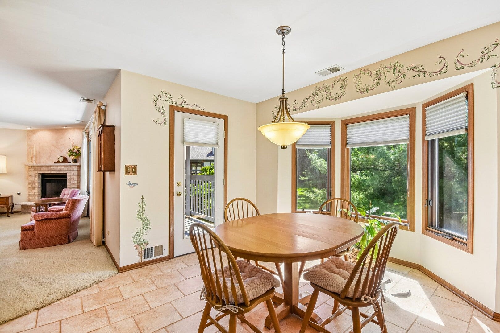 2545 Harbor Drive, Joliet, IL 60431 2545 Harbor Drive, Joliet, IL 60431