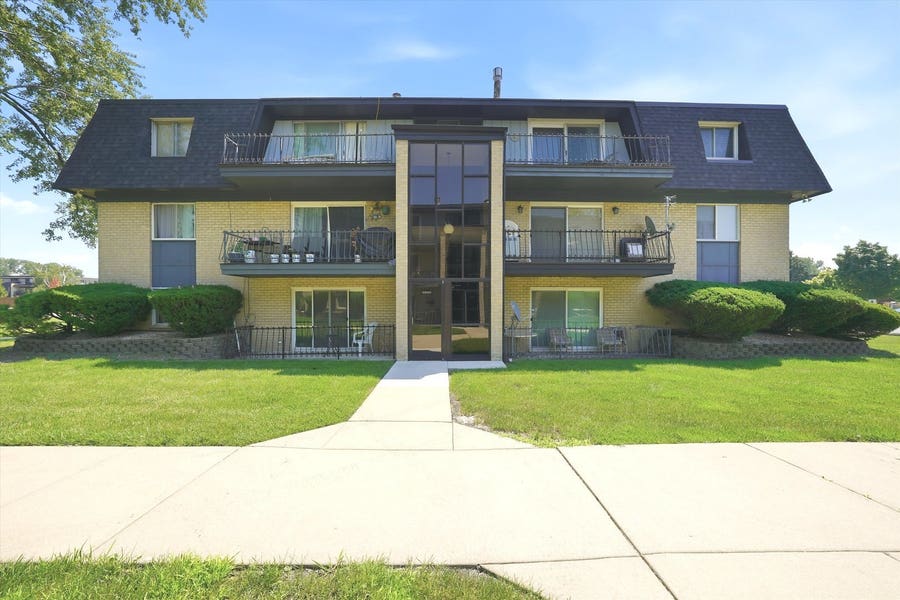 Property photo for 11132 S 84TH Avenue, #3B, Palos Hills, IL