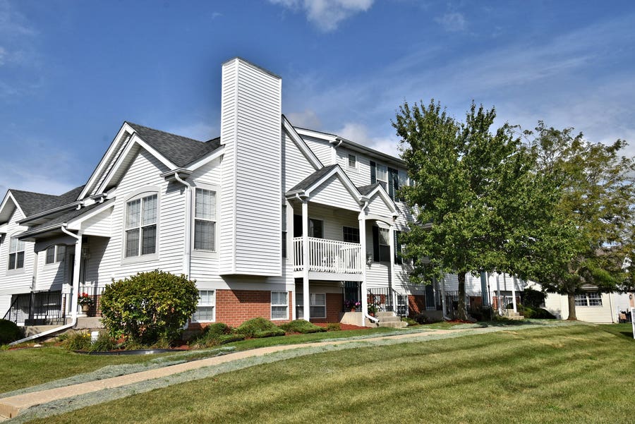 Property photo for 1361 Fox Hound Trail, Beecher, IL