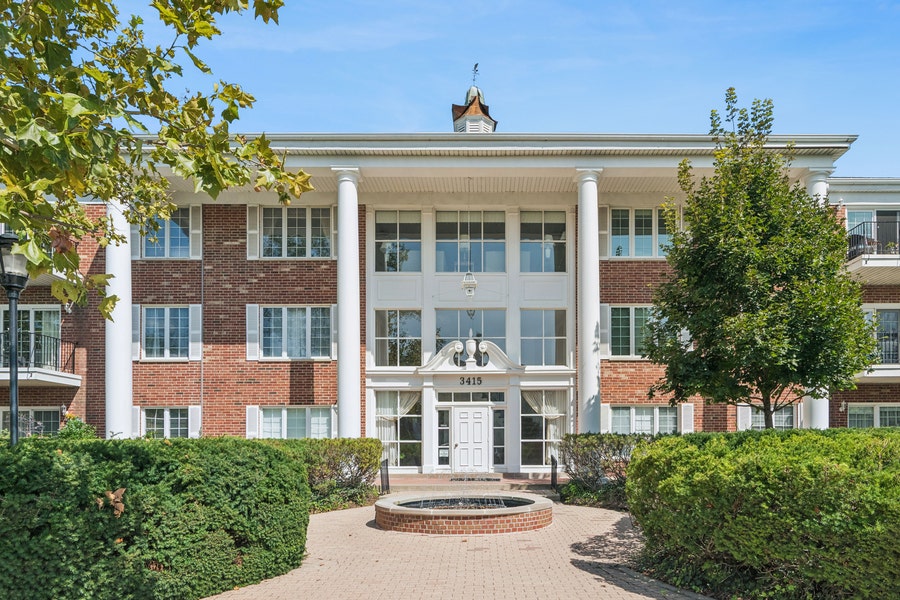 Property photo for 3415 Vollmer Road, #103, Flossmoor, IL