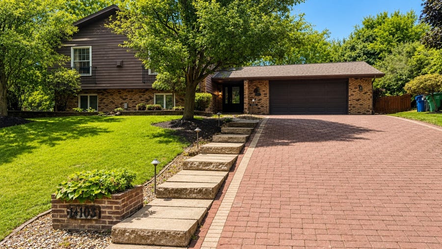Property photo for 14103 S Cherokee Trail, Homer Glen, IL