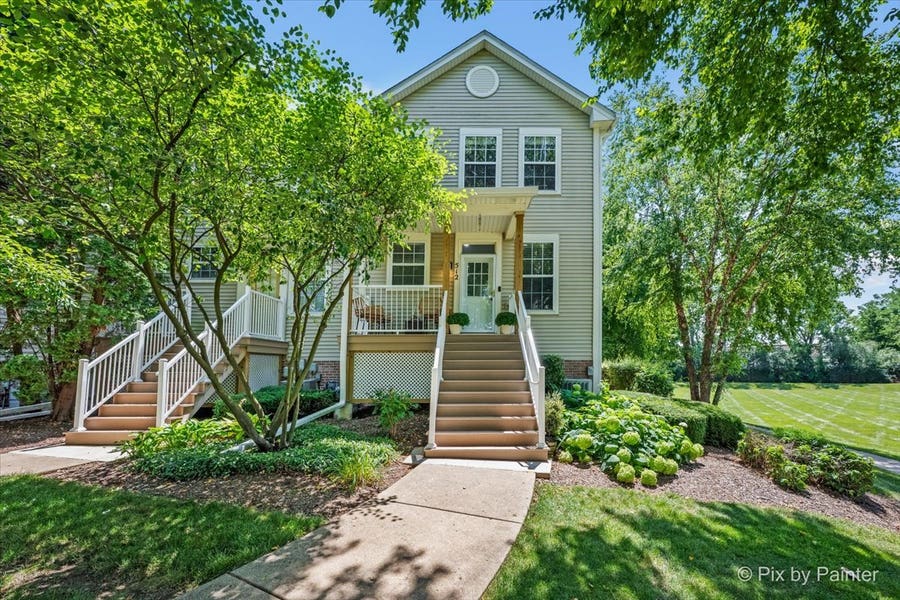 Property photo for 512 Littleton Trail, Elgin, IL