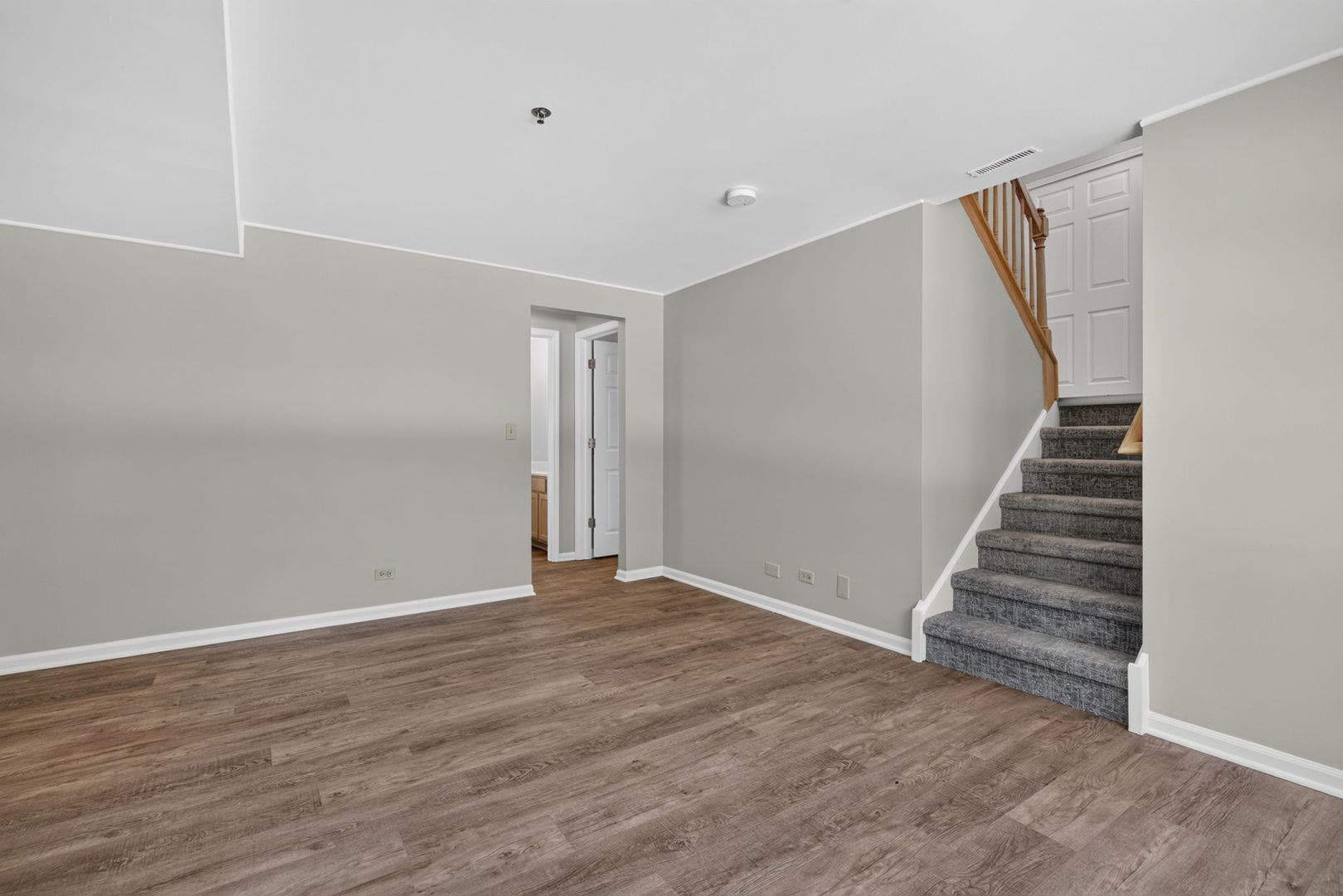 320 Fieldstone Court, #320, Bolingbrook, IL 60440 320 Fieldstone Court, #320, Bolingbrook, IL 60440
