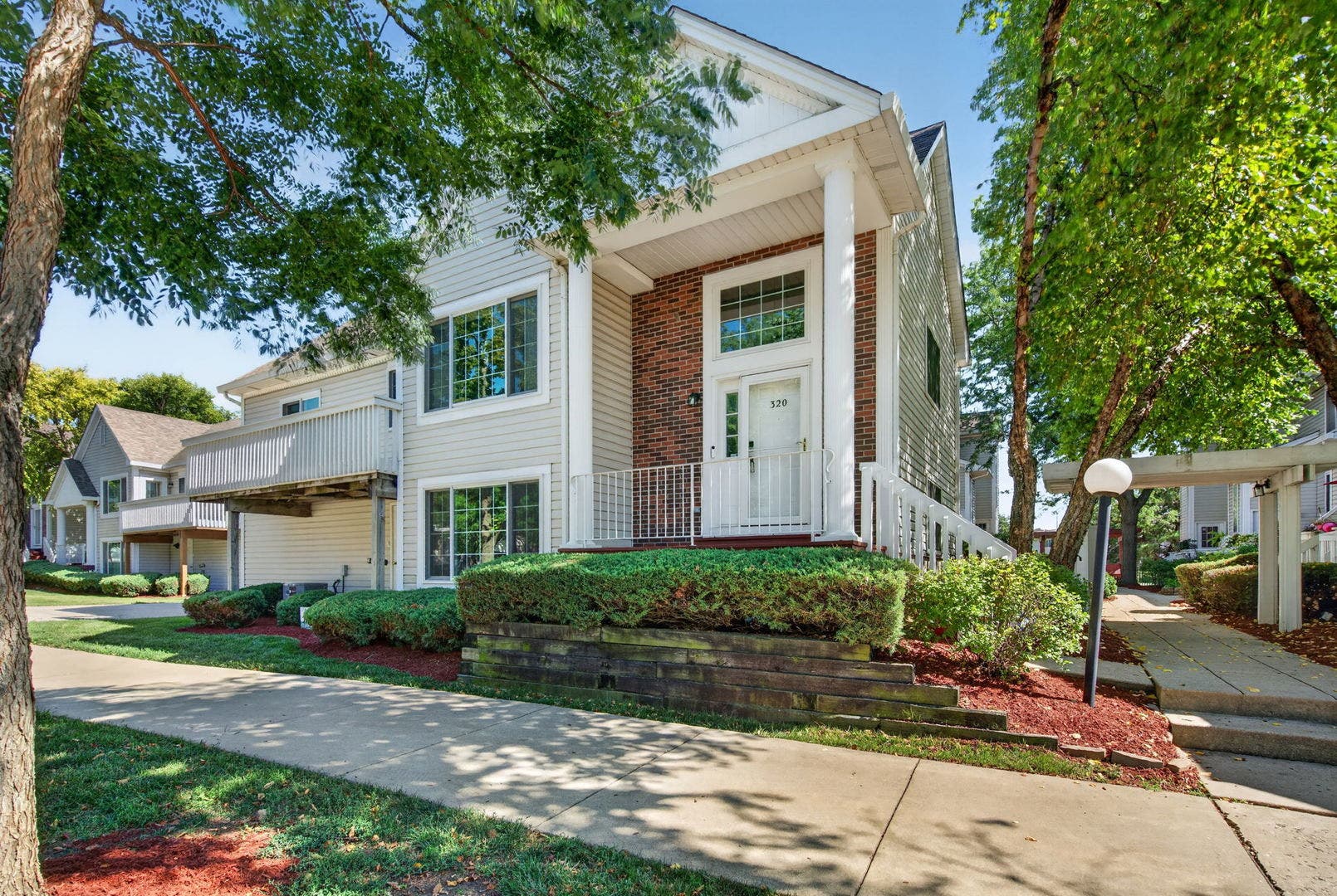 320 Fieldstone Court, #320, Bolingbrook, IL 60440 320 Fieldstone Court, #320, Bolingbrook, IL 60440