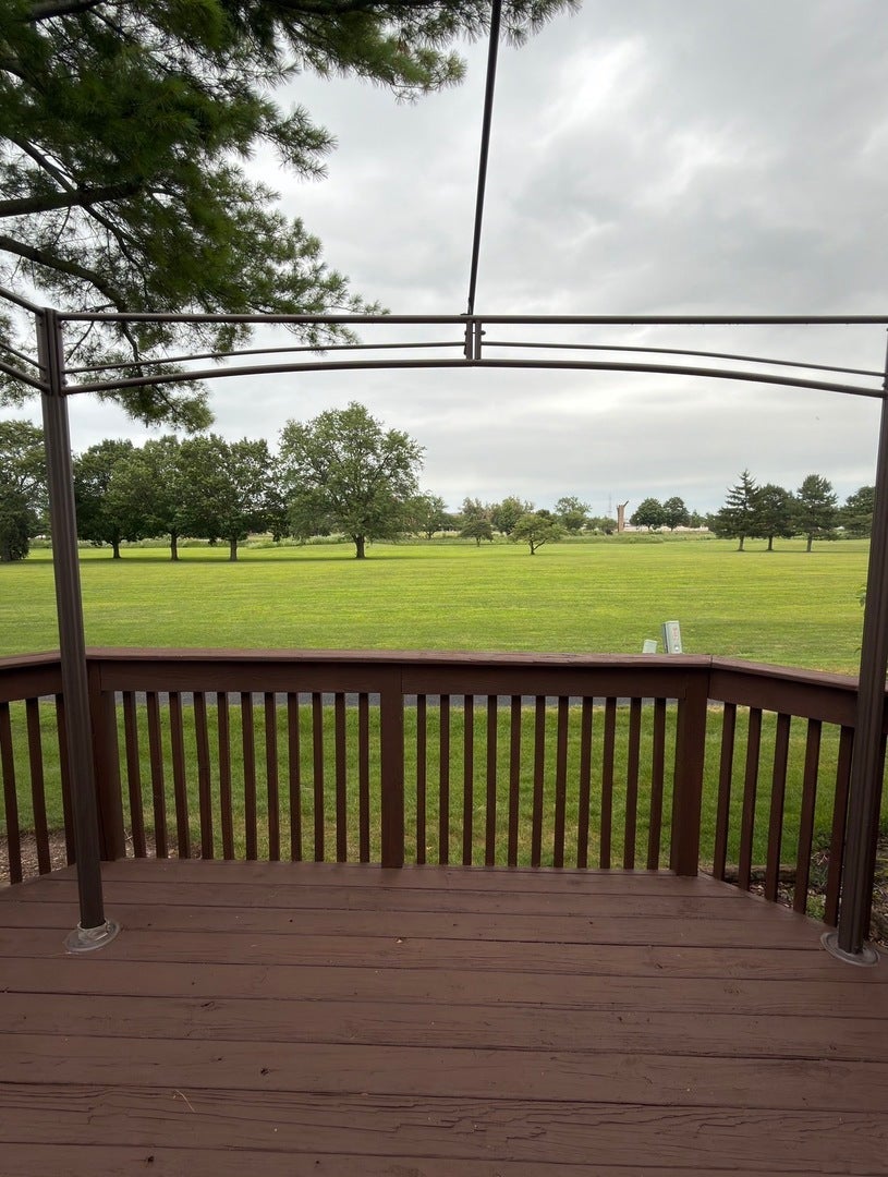 1698 Pebble Beach Circle, Elgin, IL 60123 1698 Pebble Beach Circle, Elgin, IL 60123