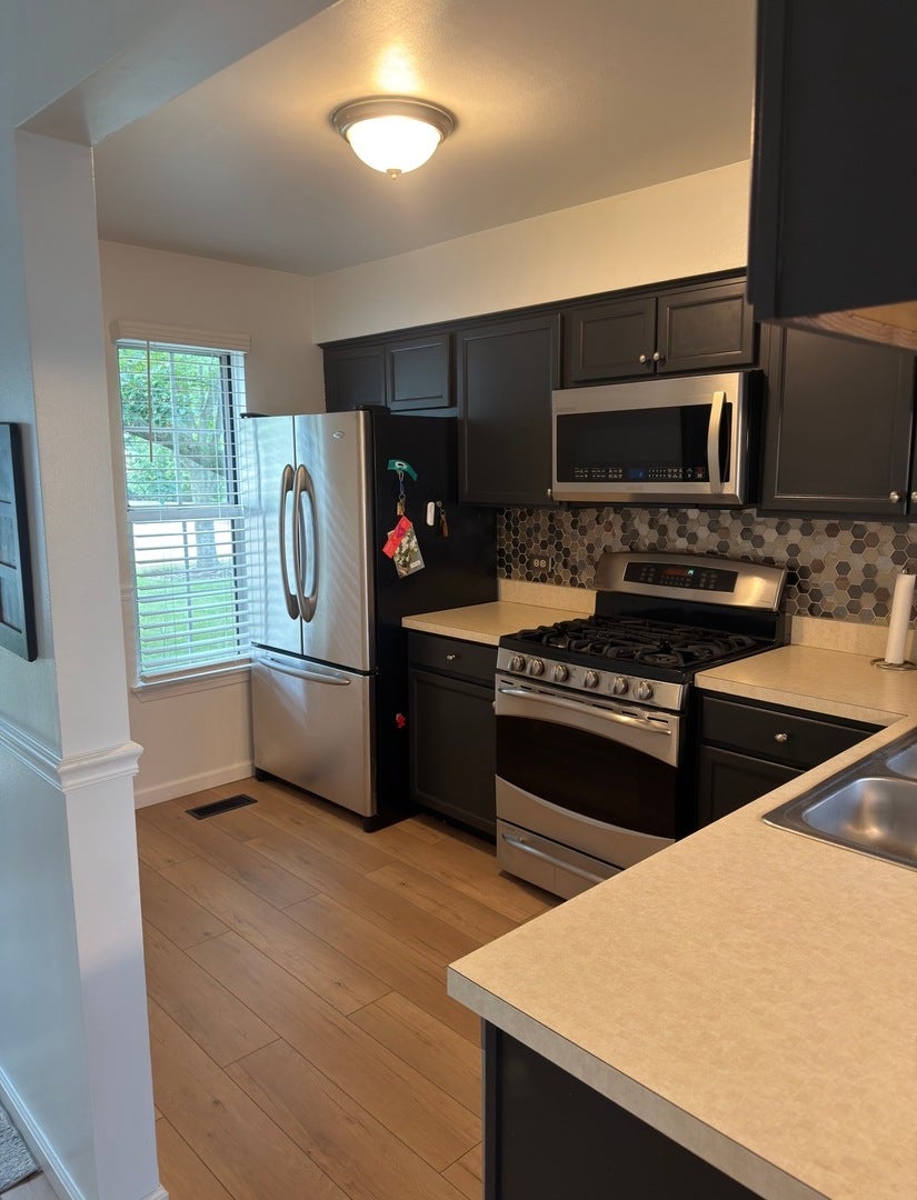 1698 Pebble Beach Circle, Elgin, IL 60123 1698 Pebble Beach Circle, Elgin, IL 60123