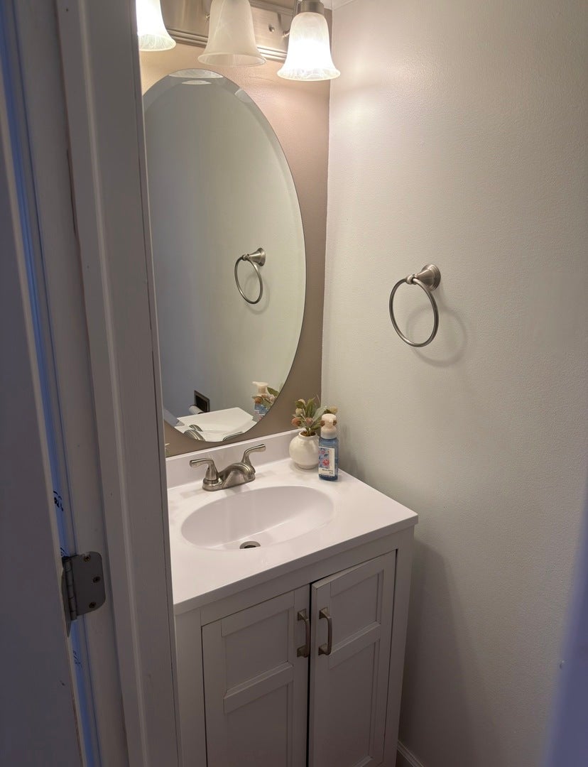1698 Pebble Beach Circle, Elgin, IL 60123 1698 Pebble Beach Circle, Elgin, IL 60123