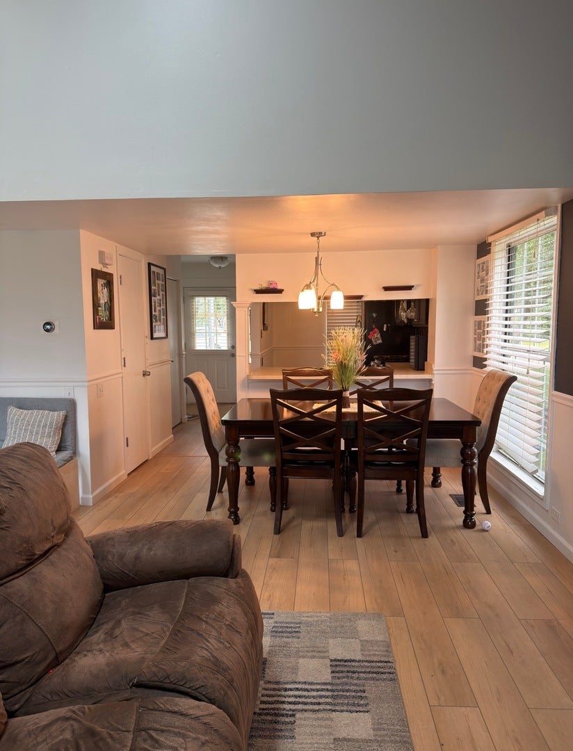 1698 Pebble Beach Circle, Elgin, IL 60123 1698 Pebble Beach Circle, Elgin, IL 60123