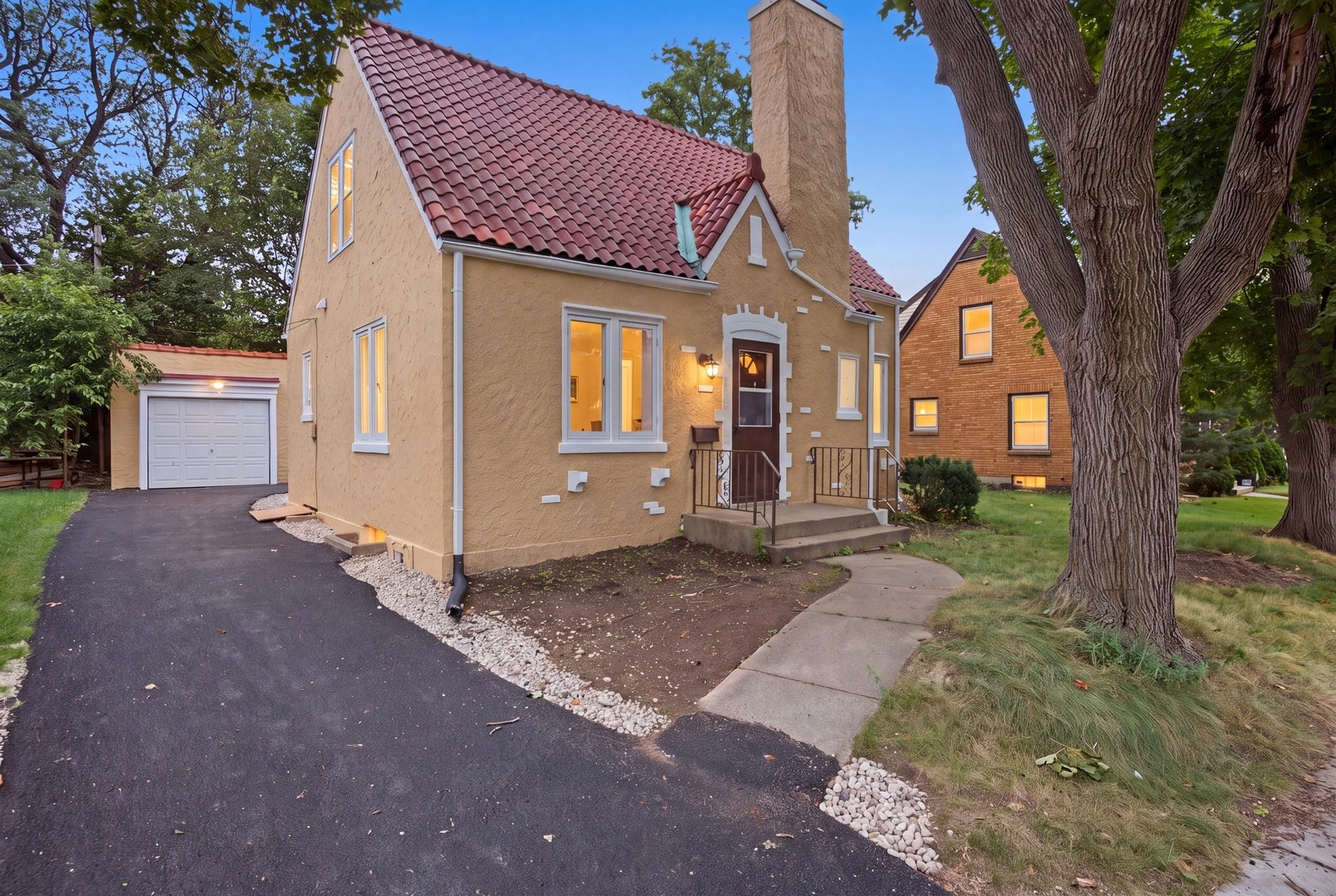 431 Bowen Court, Elgin, IL 60120 431 Bowen Court, Elgin, IL 60120