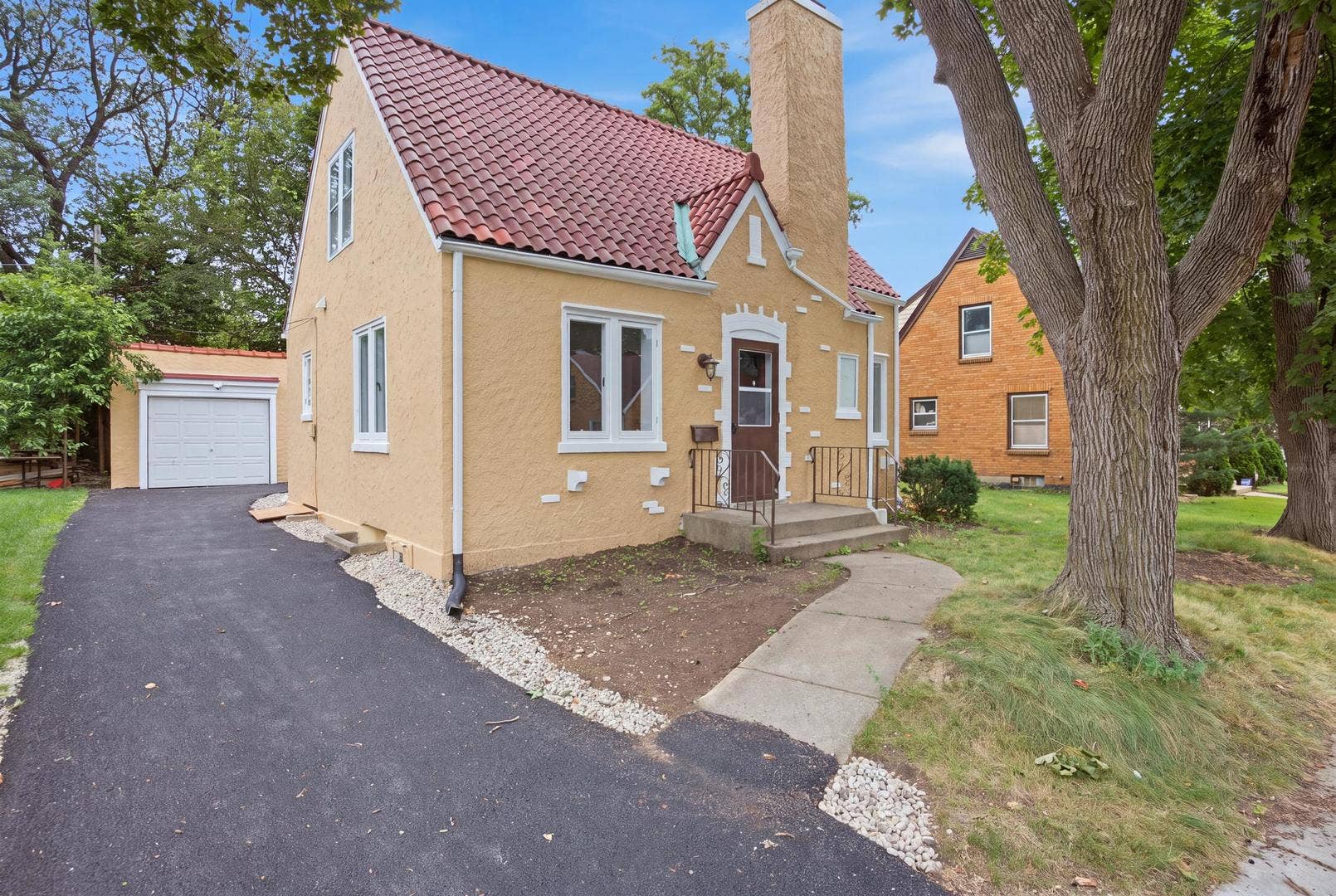 431 Bowen Court, Elgin, IL 60120 431 Bowen Court, Elgin, IL 60120