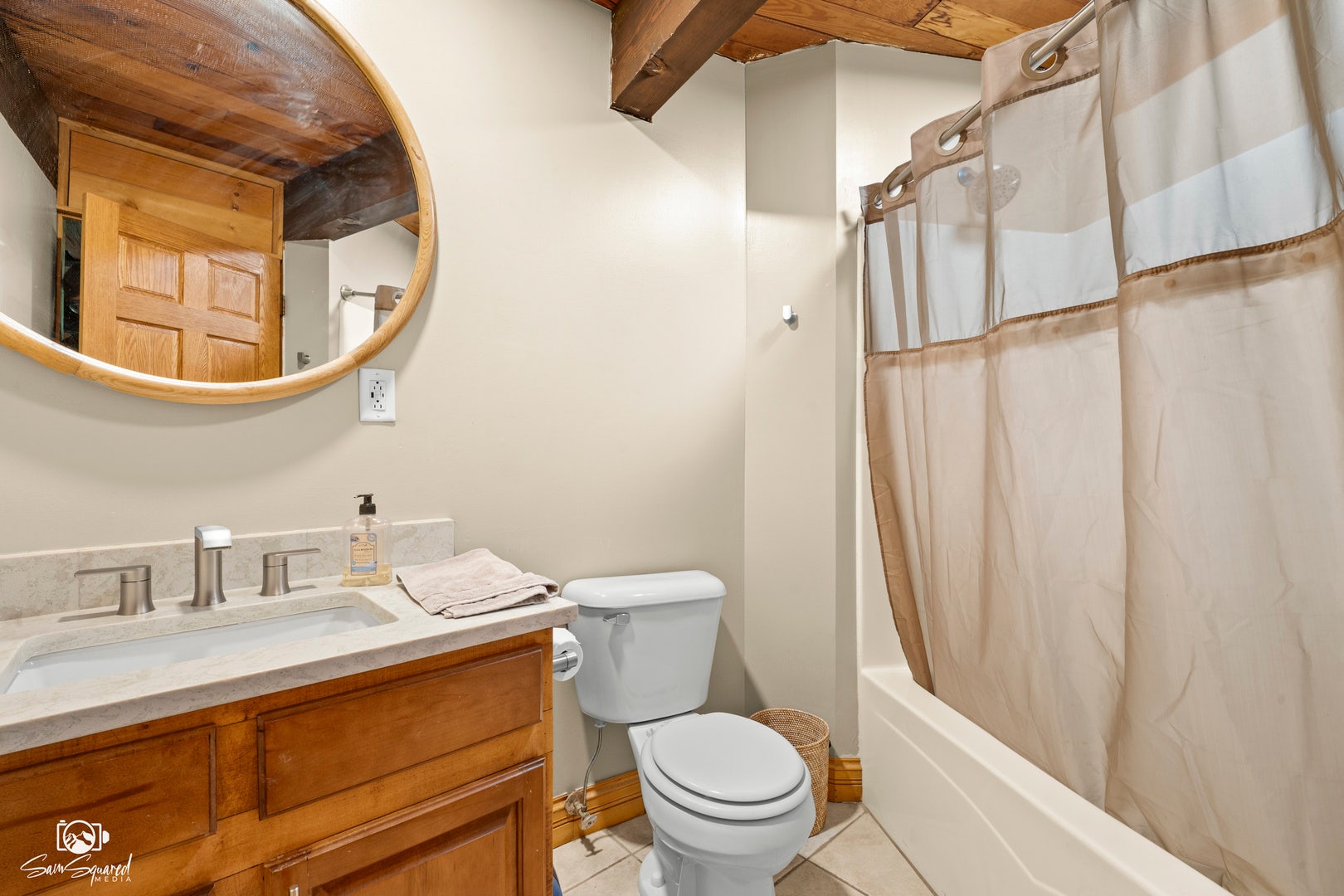 1251 Woodland Court, Joliet, IL 60436 1251 Woodland Court, Joliet, IL 60436