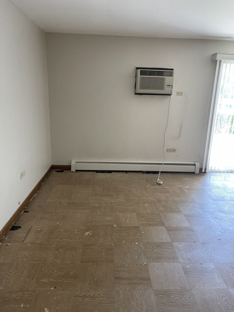 4039 Saratoga Avenue, #C101, Downers Grove, IL 60515 4039 Saratoga Avenue, #C101, Downers Grove, IL 60515