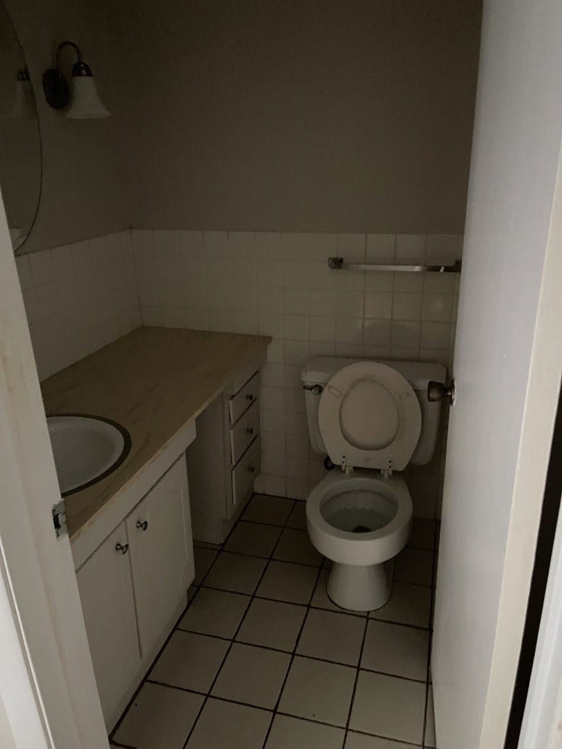4039 Saratoga Avenue, #C101, Downers Grove, IL 60515 4039 Saratoga Avenue, #C101, Downers Grove, IL 60515