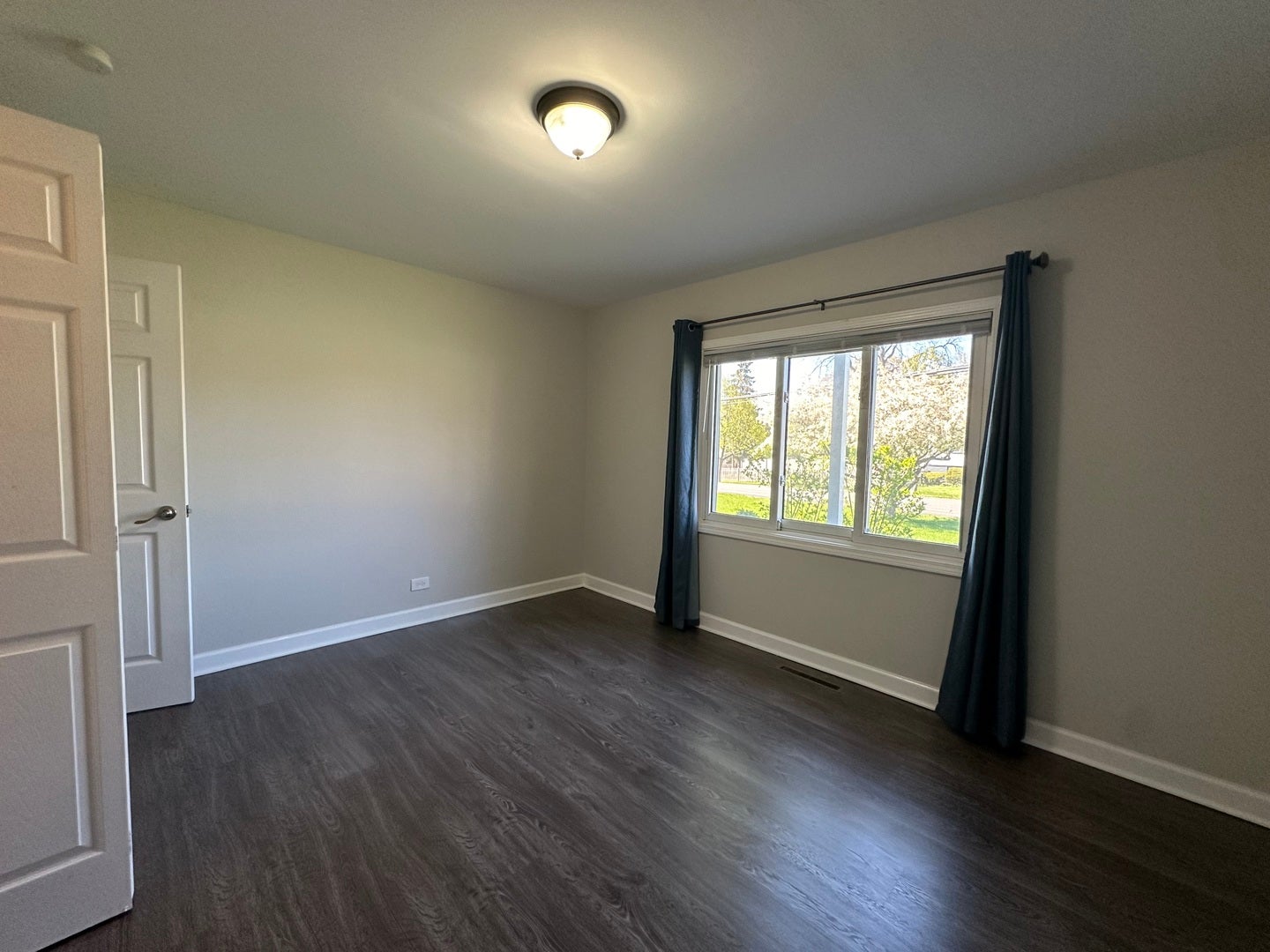 941 41st Street, Downers Grove, IL 60515