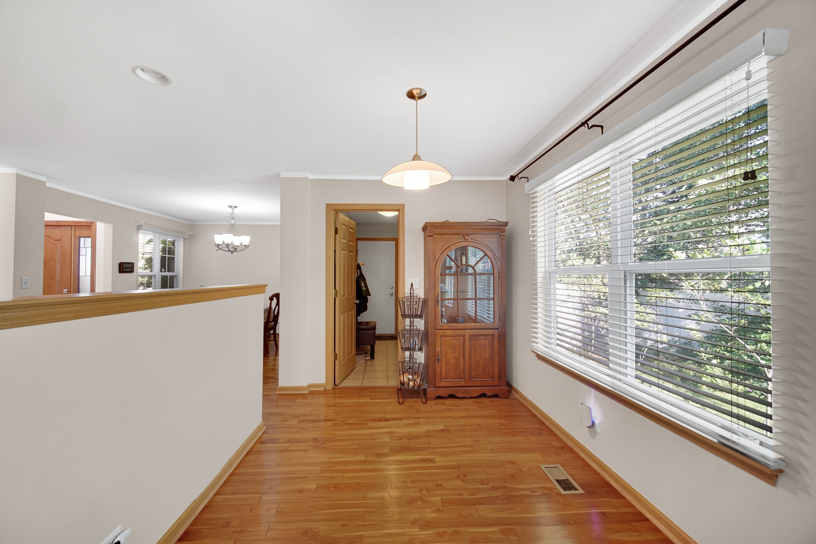 2080 Stephen Street, Aurora, IL 60502 2080 Stephen Street, Aurora, IL 60502