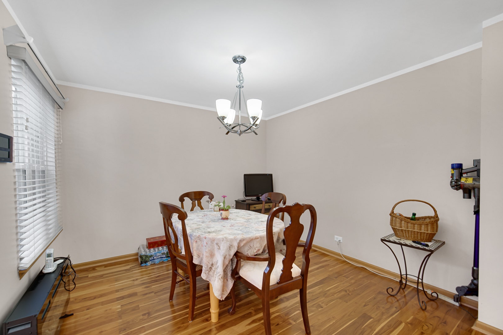 2080 Stephen Street, Aurora, IL 60502 2080 Stephen Street, Aurora, IL 60502
