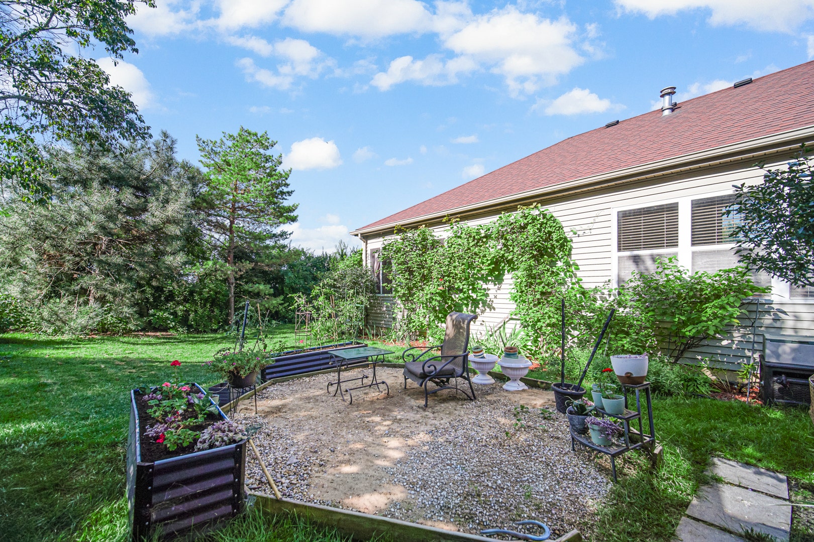 2080 Stephen Street, Aurora, IL 60502 2080 Stephen Street, Aurora, IL 60502