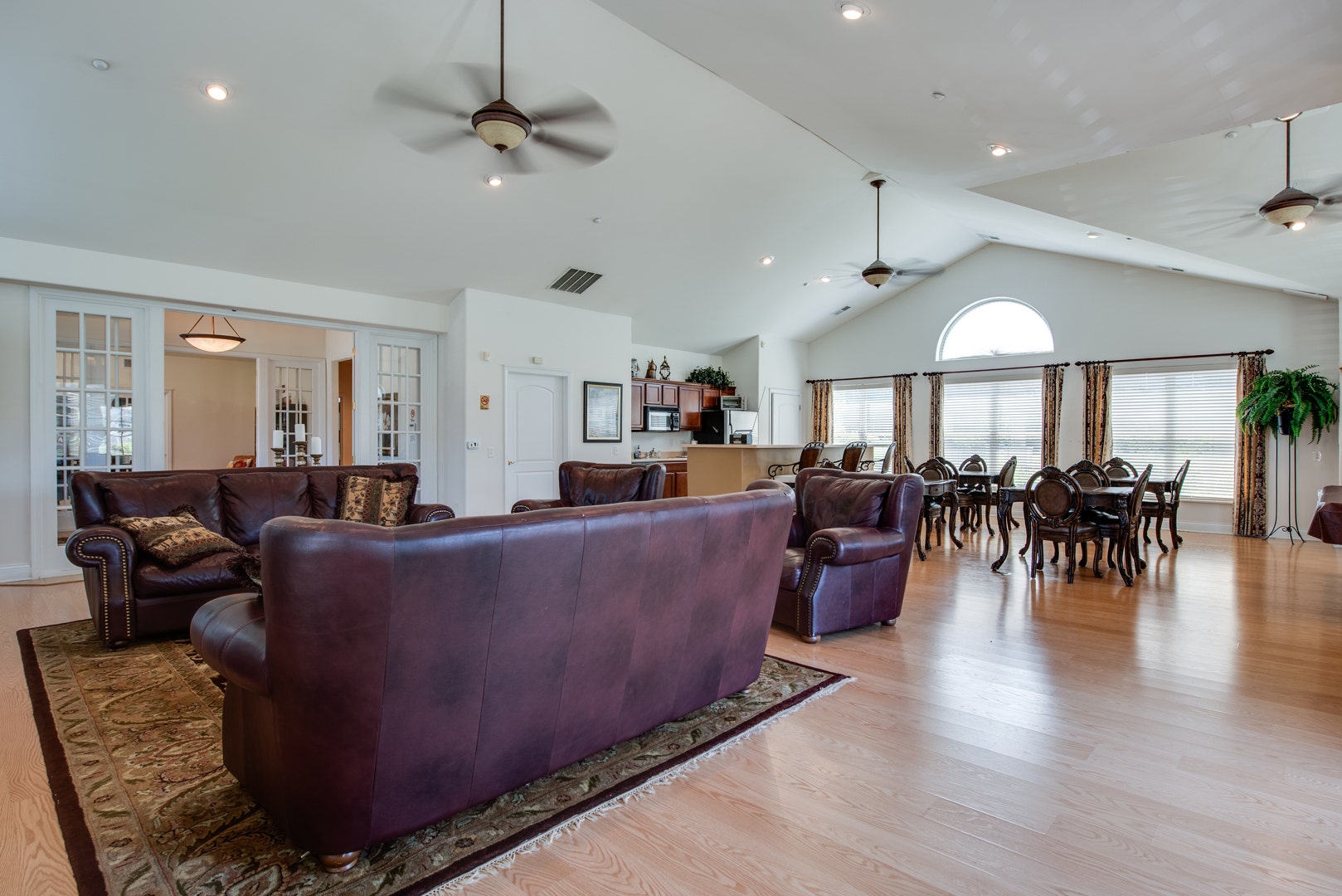 16113 S Messenger Circle, Homer Glen, IL 60491 16113 S Messenger Circle, Homer Glen, IL 60491