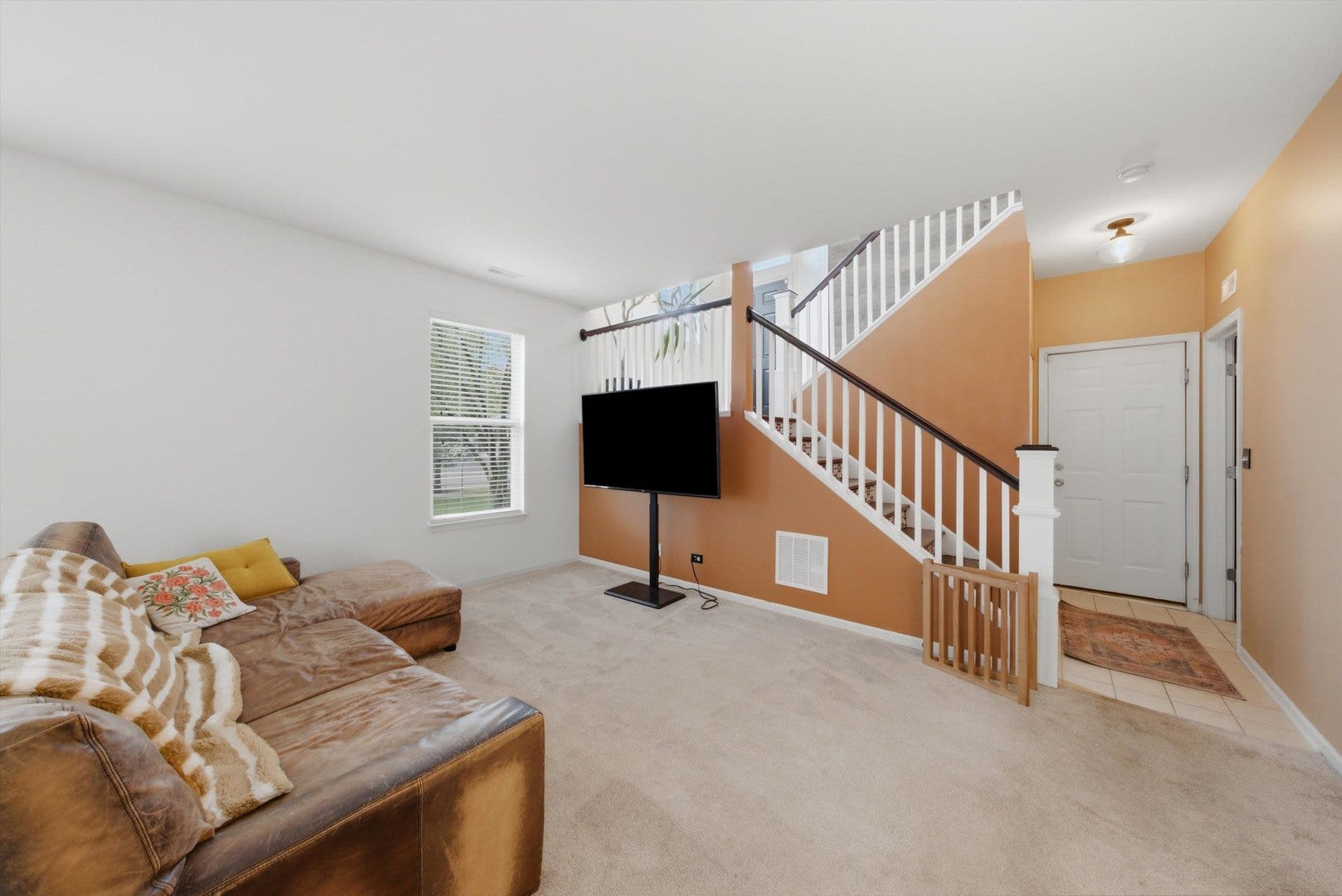 2353 Georgetown Circle, Aurora, IL 60503 2353 Georgetown Circle, Aurora, IL 60503