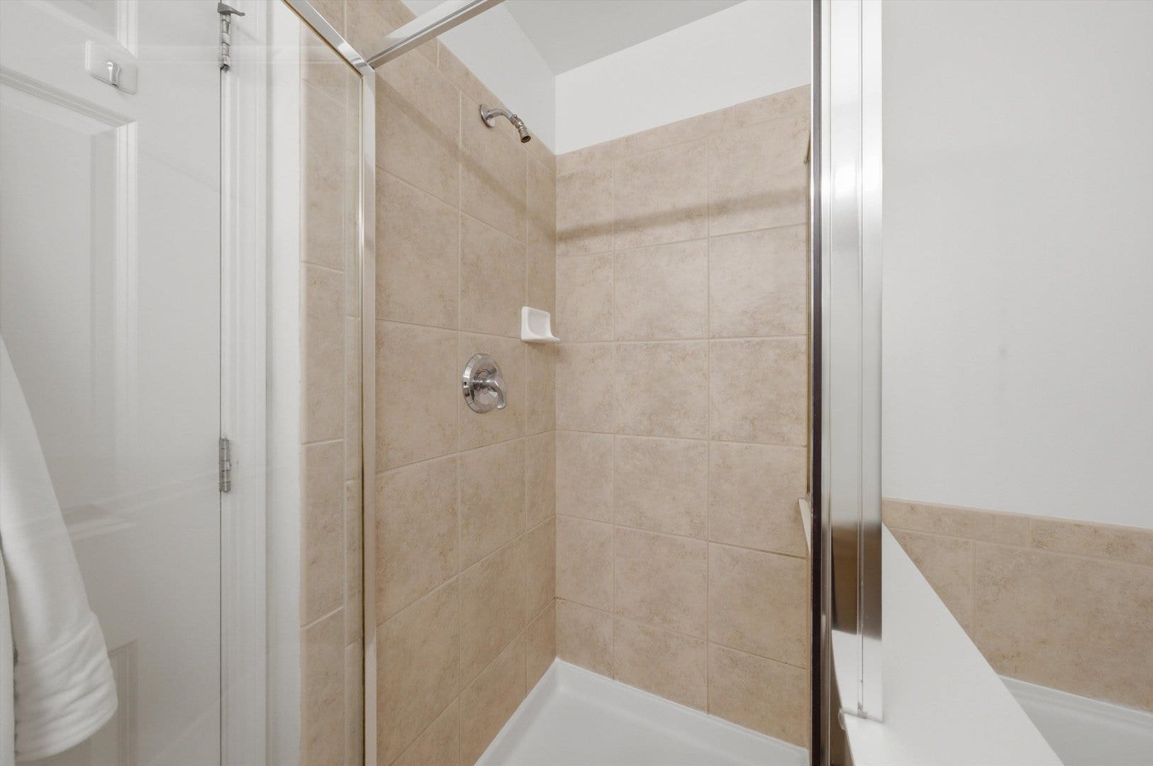 2353 Georgetown Circle, Aurora, IL 60503 2353 Georgetown Circle, Aurora, IL 60503