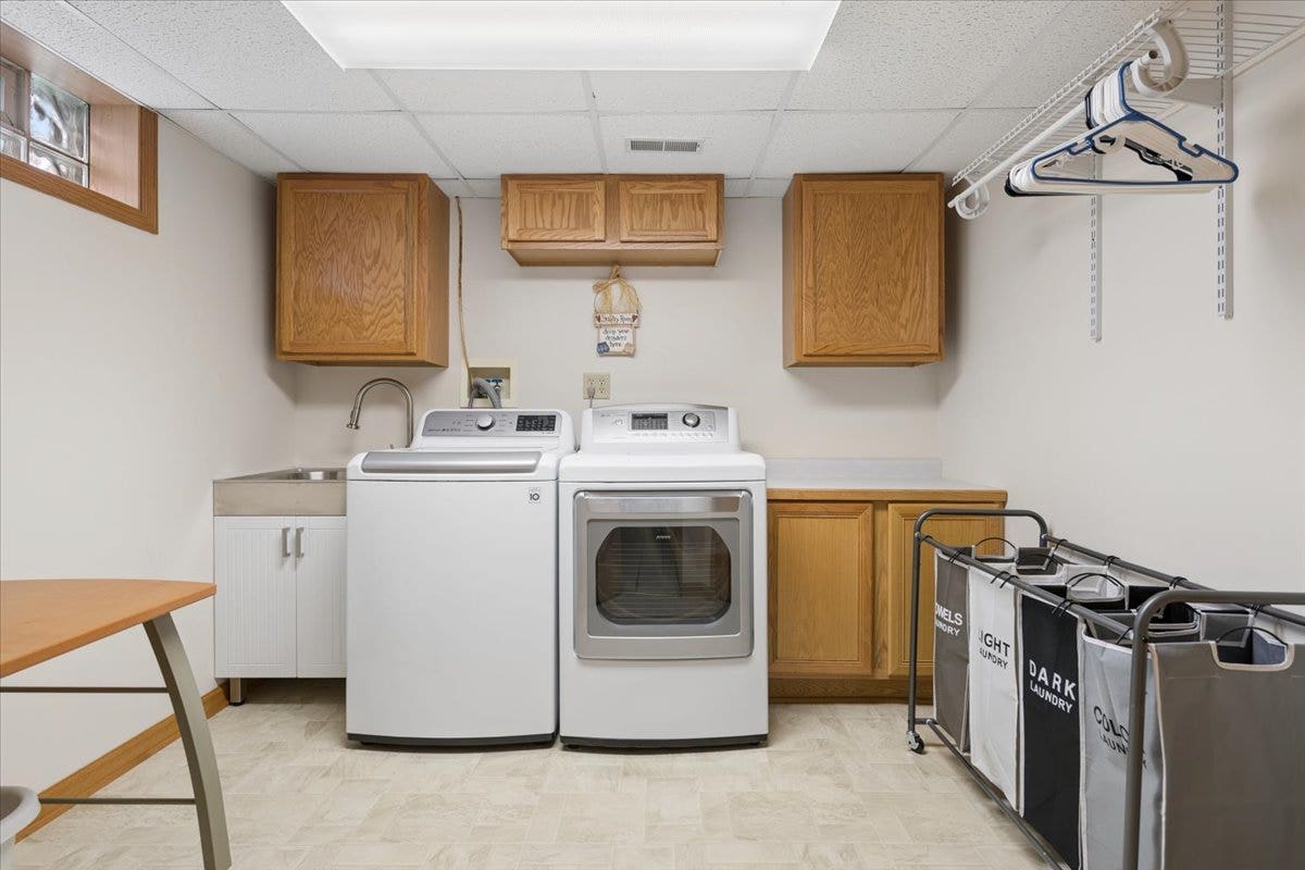 104 Sunset Strip, Joliet, IL 60435