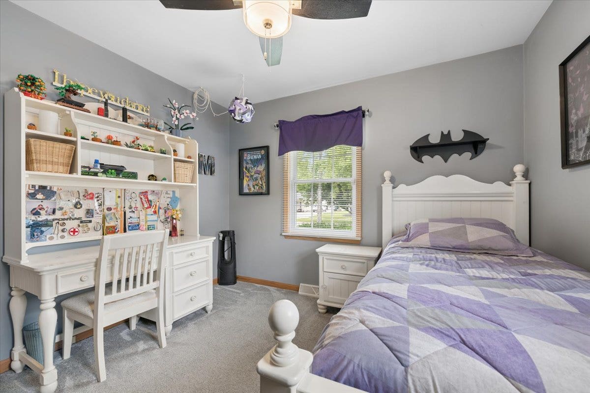 104 Sunset Strip, Joliet, IL 60435