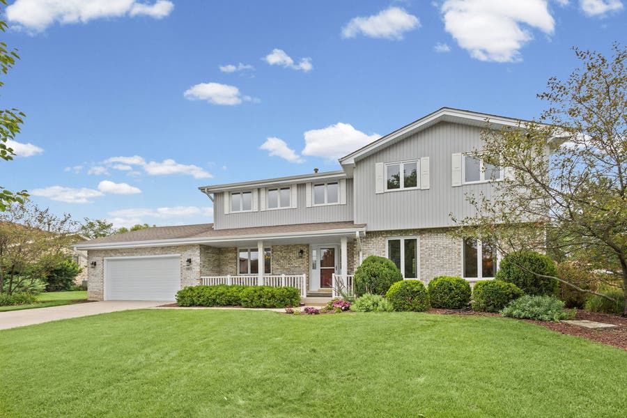 Property photo for 18913 Meadowview Drive, Mokena, IL