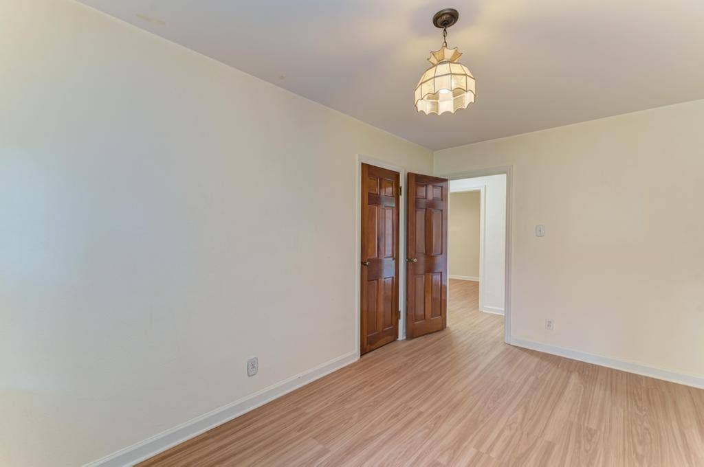 2425 Commonwealth Avenue, Joliet, IL 60435 2425 Commonwealth Avenue, Joliet, IL 60435