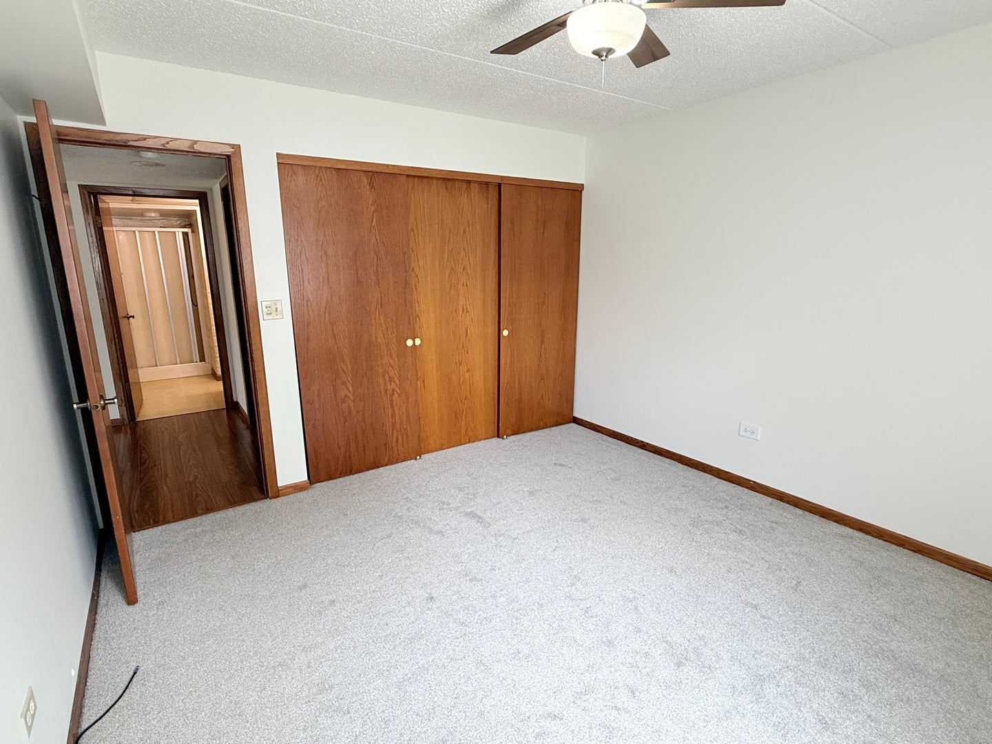 103 Caterpillar Drive, #1C, Joliet, IL 60436 103 Caterpillar Drive, #1C, Joliet, IL 60436