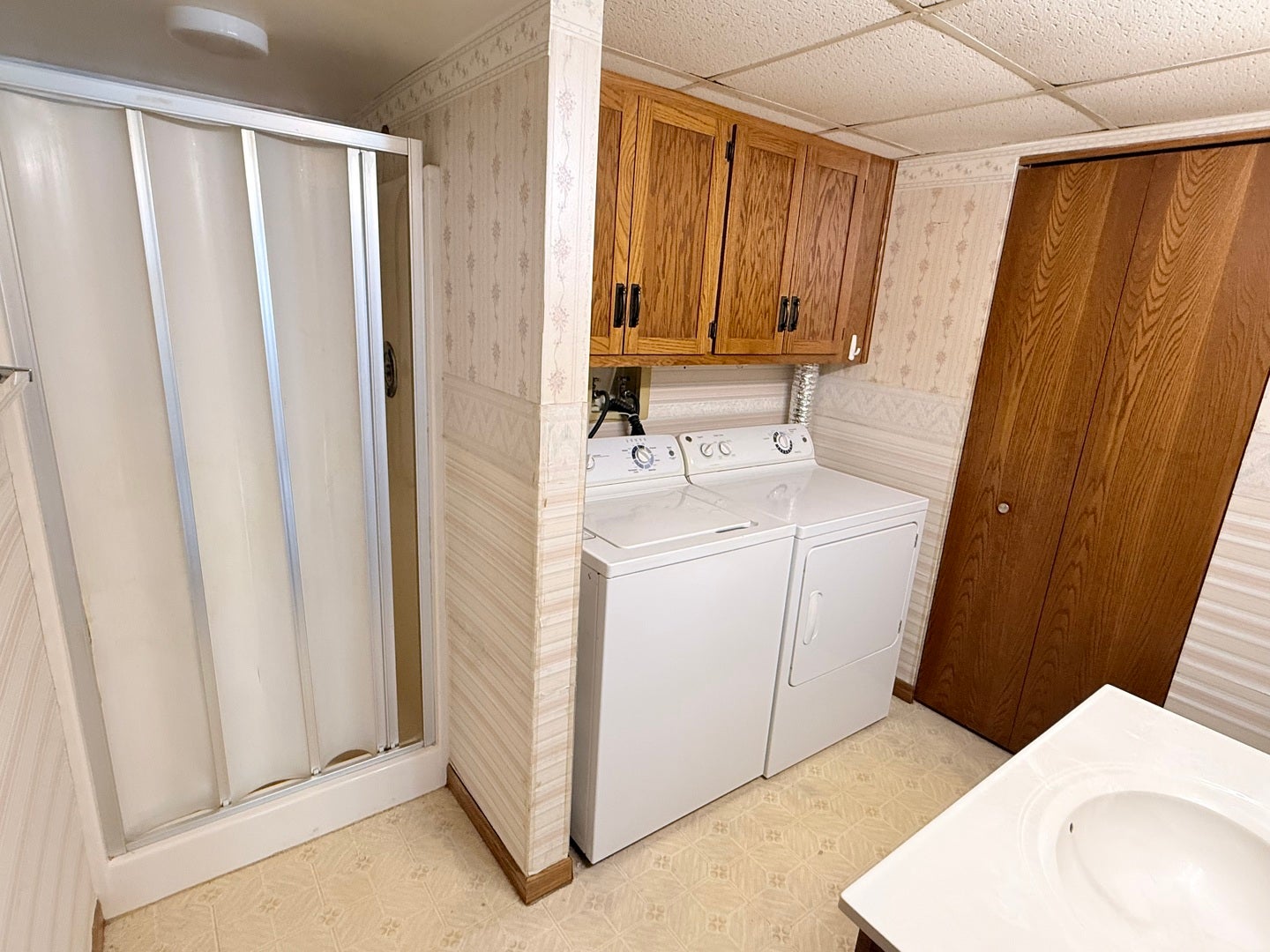 103 Caterpillar Drive, #1C, Joliet, IL 60436 103 Caterpillar Drive, #1C, Joliet, IL 60436