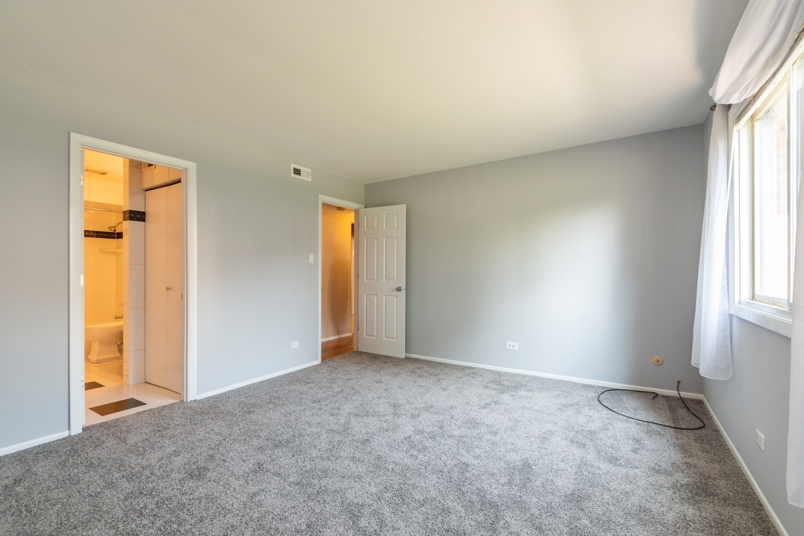 18001 Oak Park Avenue, #D, Tinley Park, IL 60477