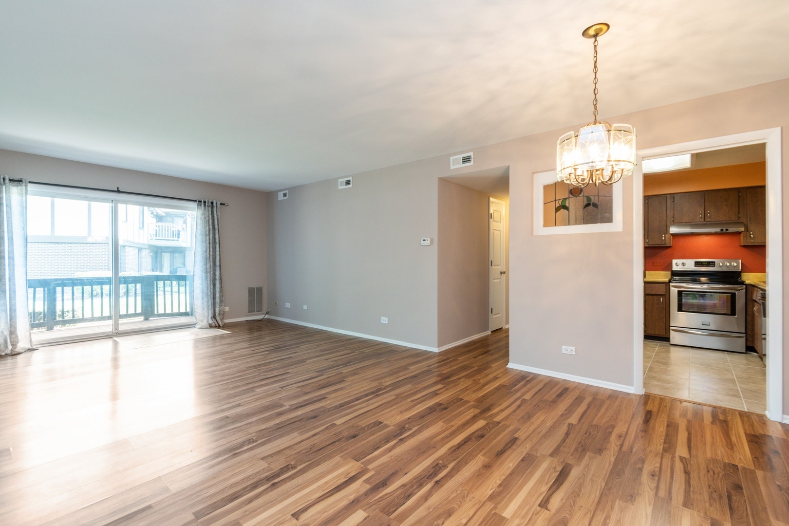 18001 Oak Park Avenue, #D, Tinley Park, IL 60477