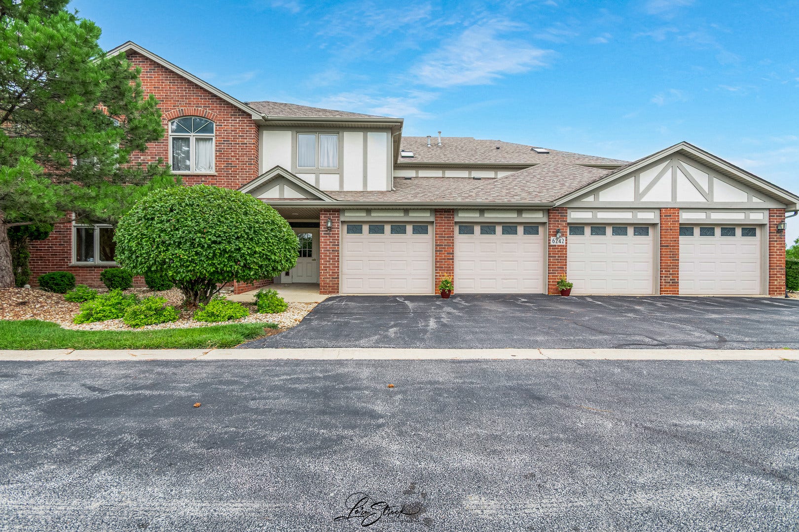 6242 Kallsen Drive, #2, Tinley Park, IL 60477