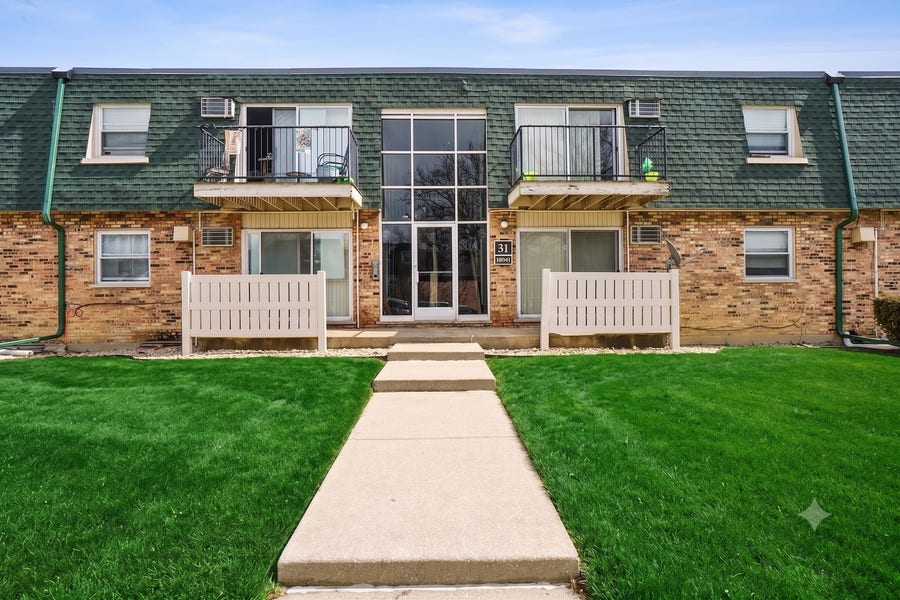Property photo for 10041 S Walnut Terrace, #31-307, Palos Hills, IL