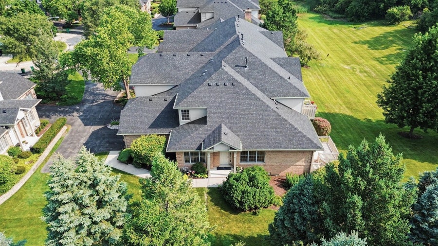 Property photo for 501 Ashbury Court, Lemont, IL