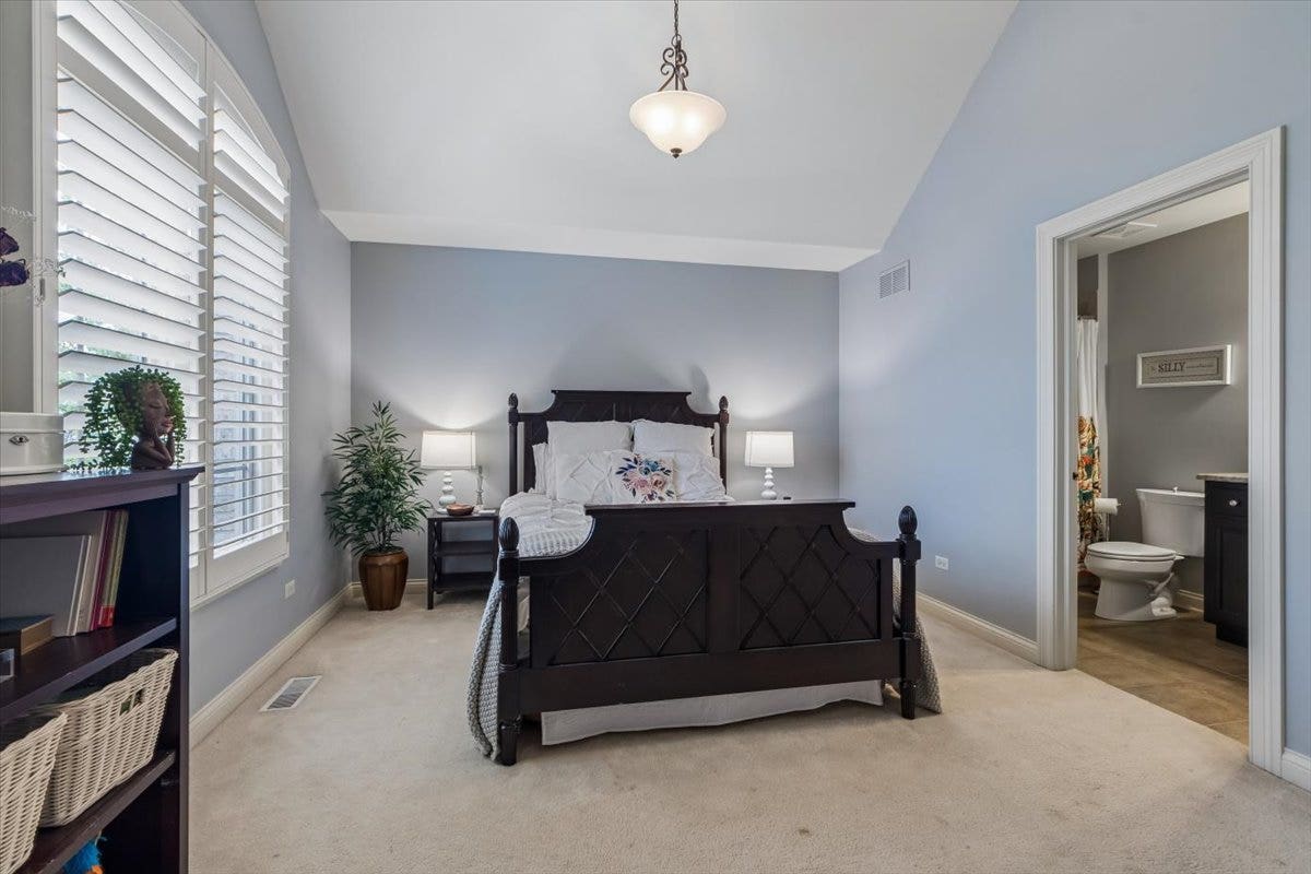 15624 Julies Way, Orland Park, IL 60462