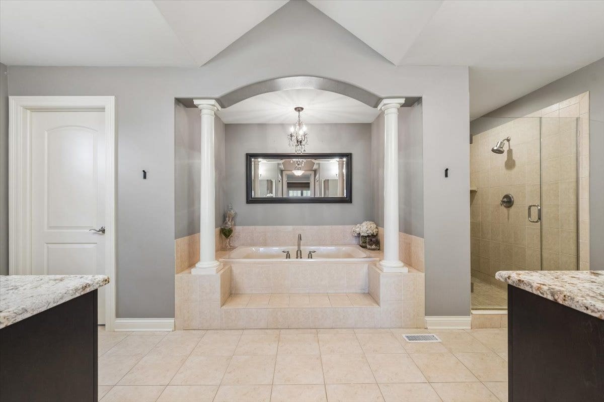 15624 Julies Way, Orland Park, IL 60462