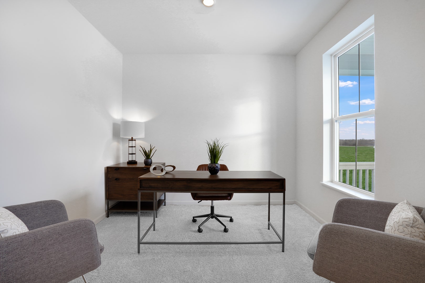 561 Arye Drive, Elgin, IL 60124 561 Arye Drive, Elgin, IL 60124