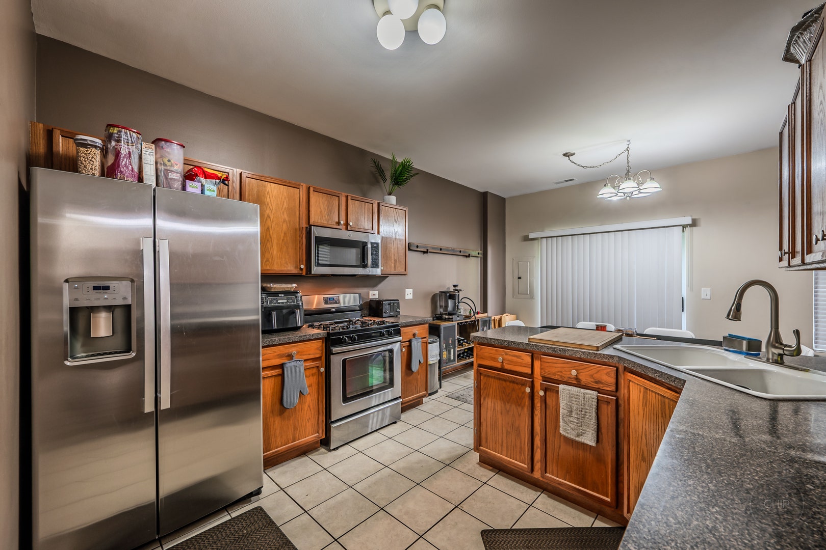 3959 Blackstone Drive, Aurora, IL 60504