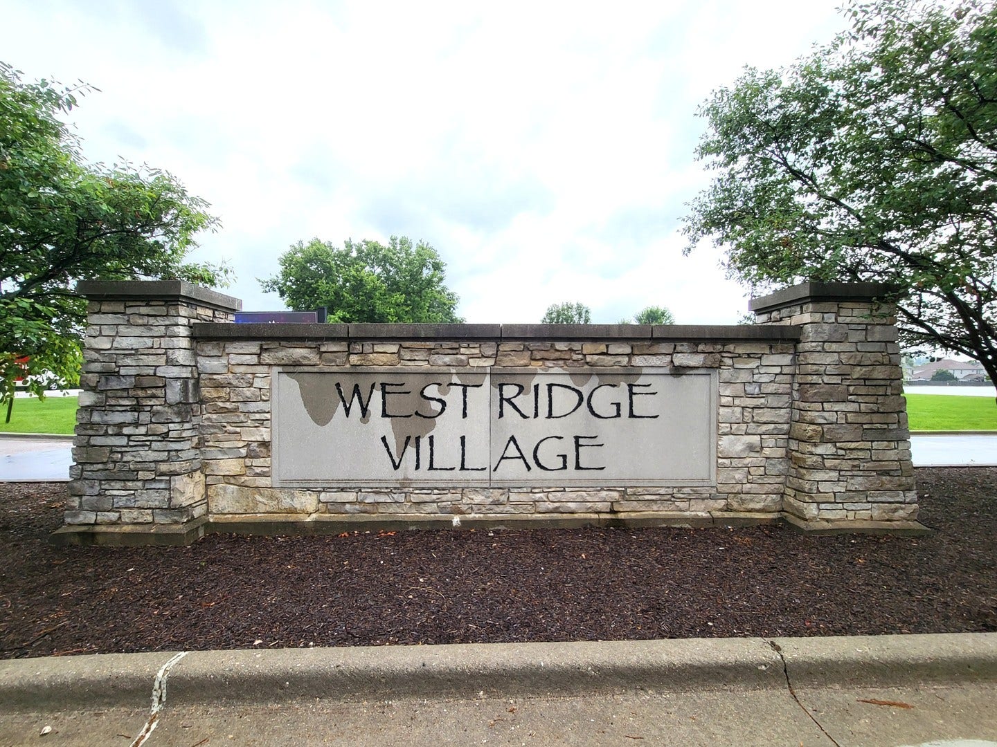 3348 Cameron Drive, Elgin, IL 60124 3348 Cameron Drive, Elgin, IL 60124