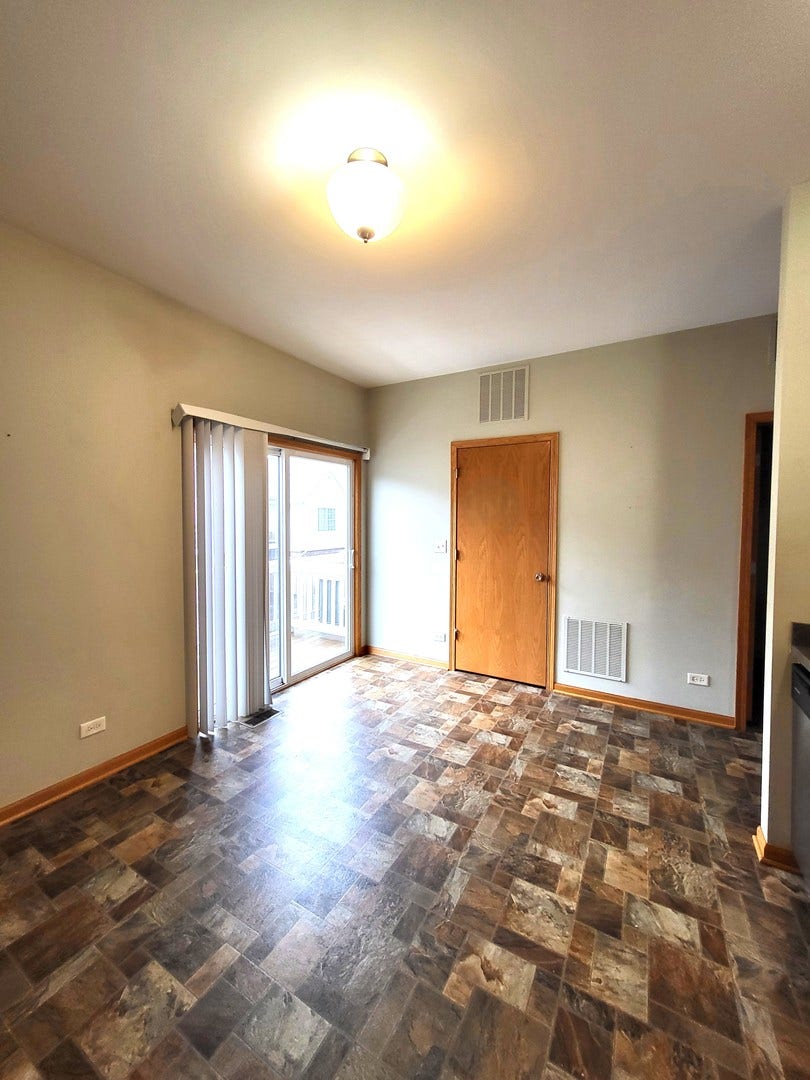 3348 Cameron Drive, Elgin, IL 60124 3348 Cameron Drive, Elgin, IL 60124